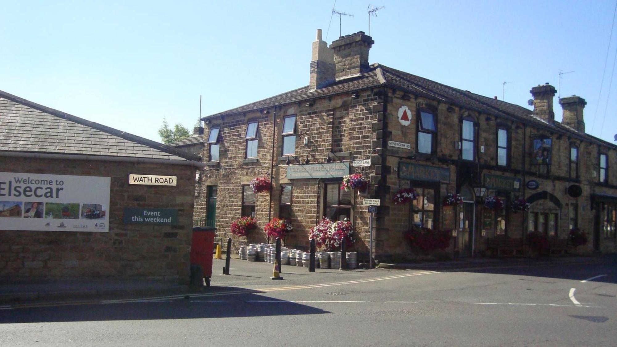 Market Elsecar Kültér fotó